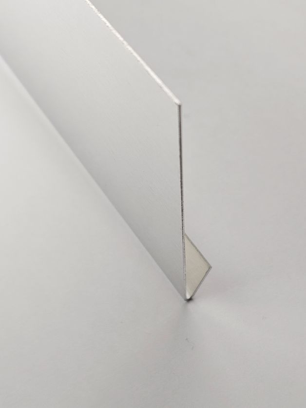 1 m Ortgangblende Windbrett Ortgangbrettverkleidung Ortblende Dachblende Alu Natur (Form A)